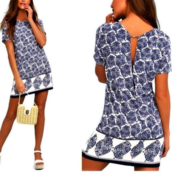 Lulus Dresses & Skirts - Lulus Shift Dress Taj Majal Tour Blue Print Border Hem Short Sleeve Lined USA M